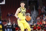 媒体人：有能力的年轻球员应挑战NCAA 能打高水平比赛收入也不低